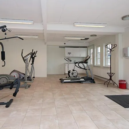 4 Person Holiday On A In Romo Apartmán *